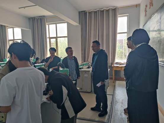 77779193永利官网组织开展实验室安全检查工作